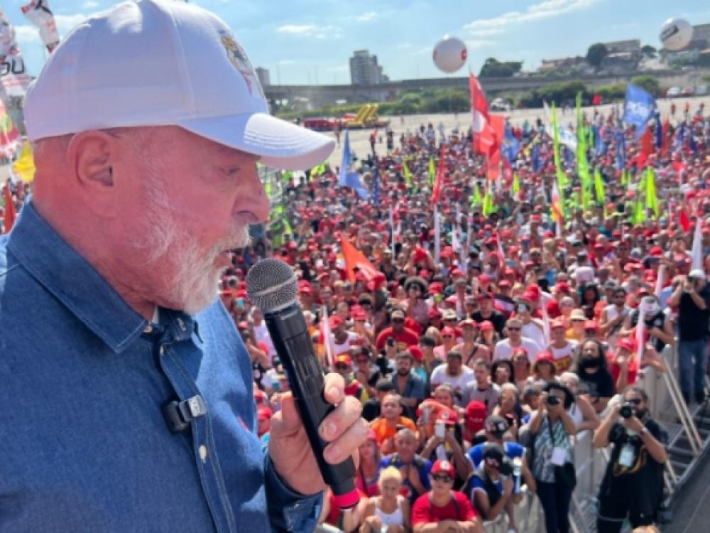 02052024_1º de Maio_Lula sanciona leis de correção de tabela do IR e de trabalho decente para domésticas_ Site