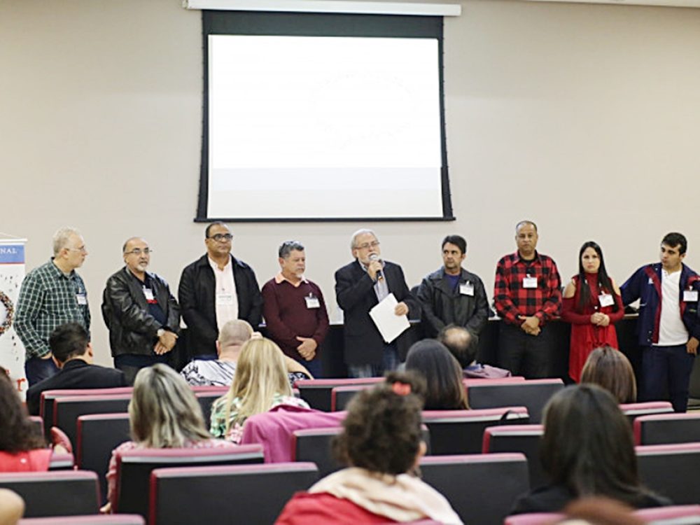 02062017_comeca-a-2-conferencia-nacional-dos-financiarios_48ee827f66c713732833537f77e63f62