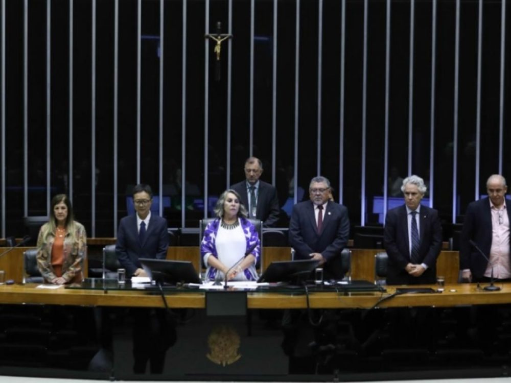05062023_Caixa_CâmaraprestahomenagemàFenae_ Site