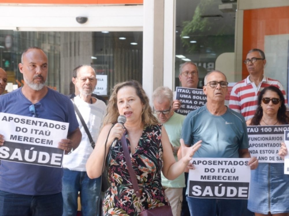 11032025_Itaú_Aposentadosprotestam no Rio por viabilidade de plano de saúde_ Site