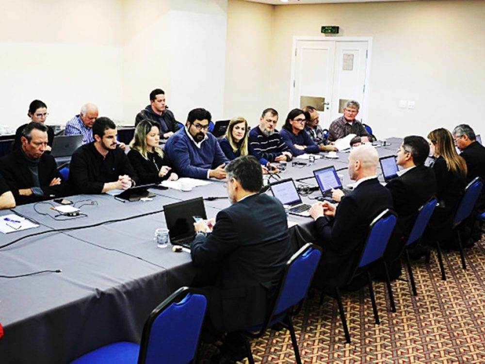 17082018_mesa-especifica-da-caixa-mobilizacao-traz-avancos-ainda-insu_7d43771601c0b0cb6e43d856fb39ff4e