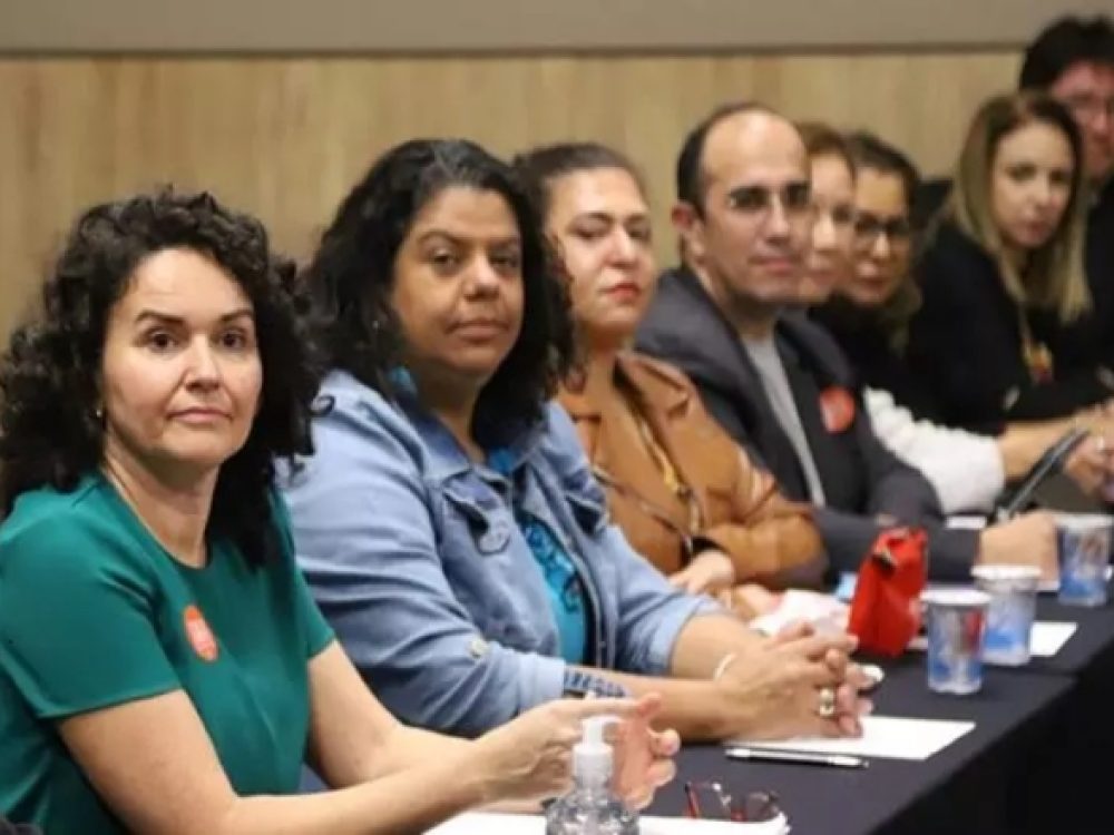 24082022_CNB_Mesadia2308_Bancosenrolam_ Site