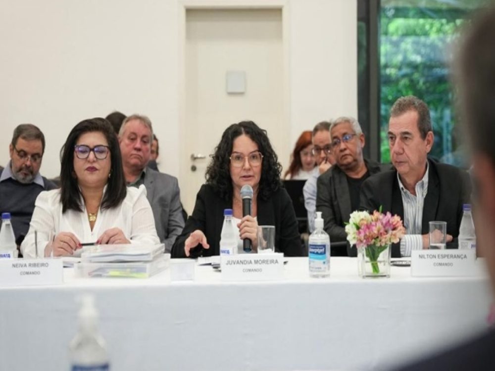 26062024_CampNacBanc_Comando Nacional cobra a garantia de empregos e ultratividade_ Site