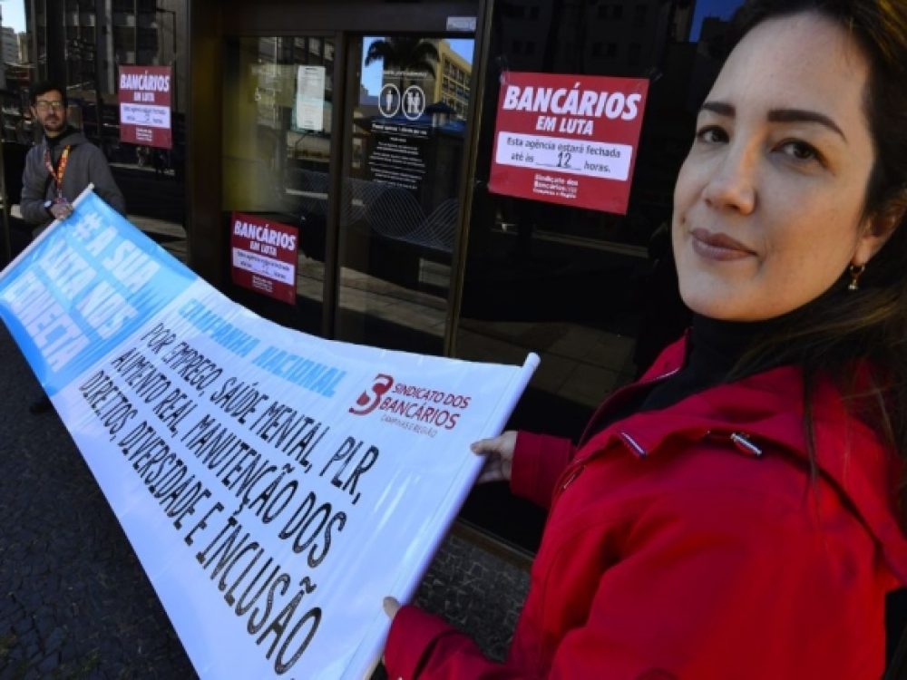 26082024_CampNacBanc_Bancários se manifestam nas ruas e vão às redes nesta terça (27)_ Site