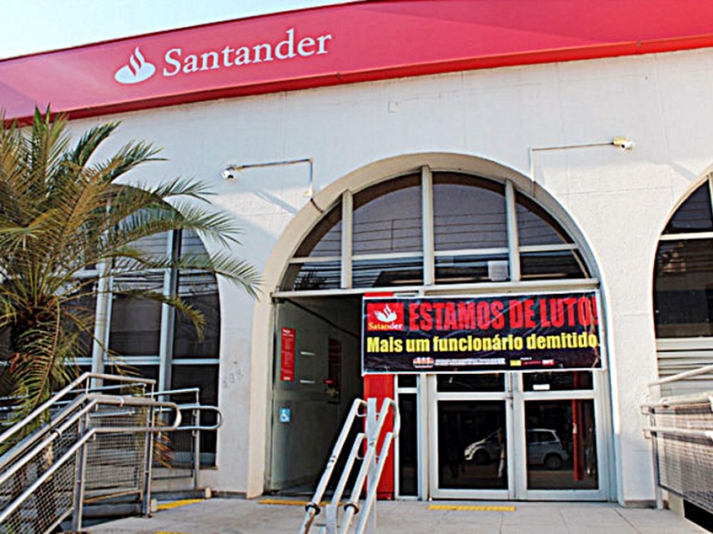 28042017_santander-bate-recorde-de-lucro-e-de-demissoes-de-funcionari_e3fe5079092293c0277443718fe5698c