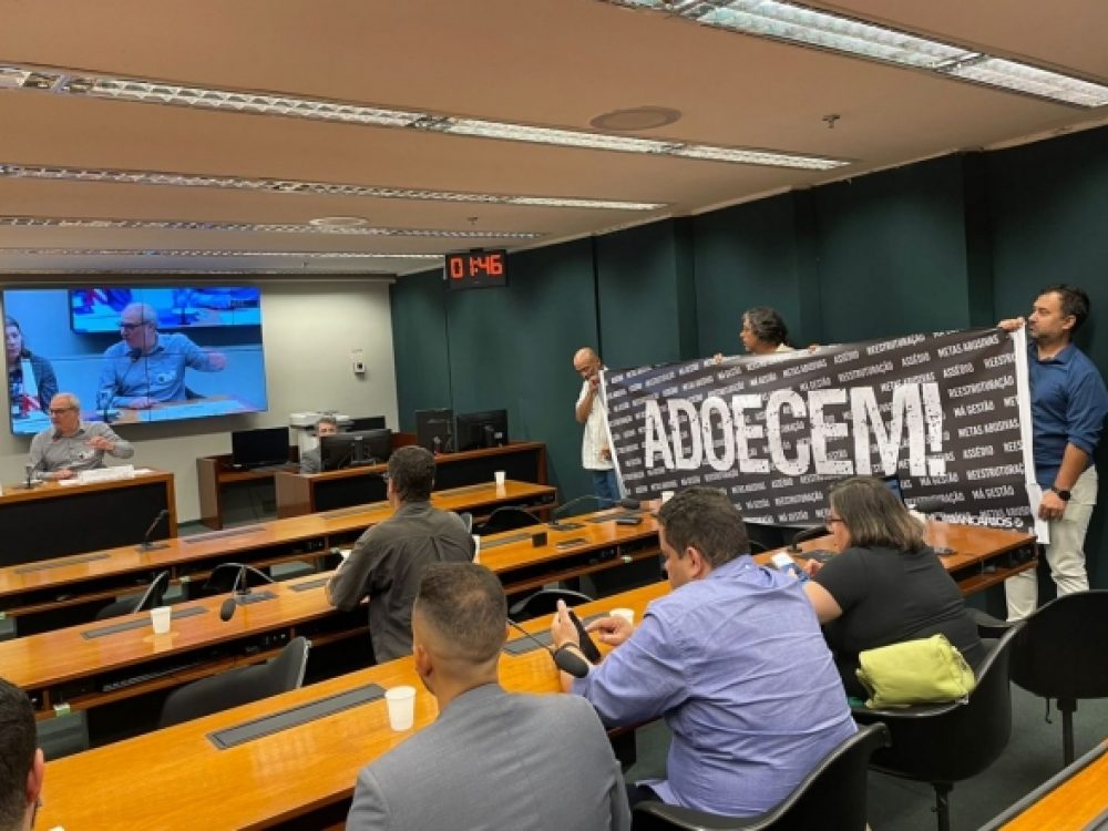 28092023_Saúde_PLcombatedoençaspsíquicasnotrabalho_ Site