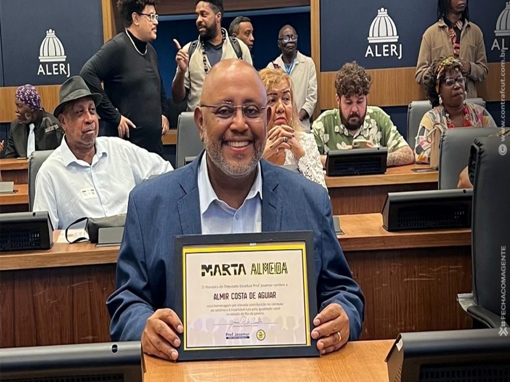 29062025_MNU recebe Medalha Tiradentes e Almir Aguiar é homenageado com Diploma Marta Almeida no Rio de Janeiro_ Site