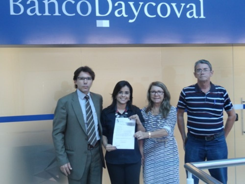 Dayse Daycoval red4x3