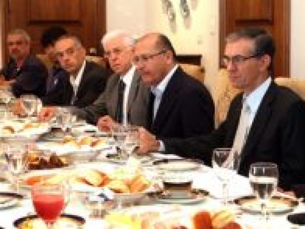 alckmin_e_centrais_sindicais.jpg