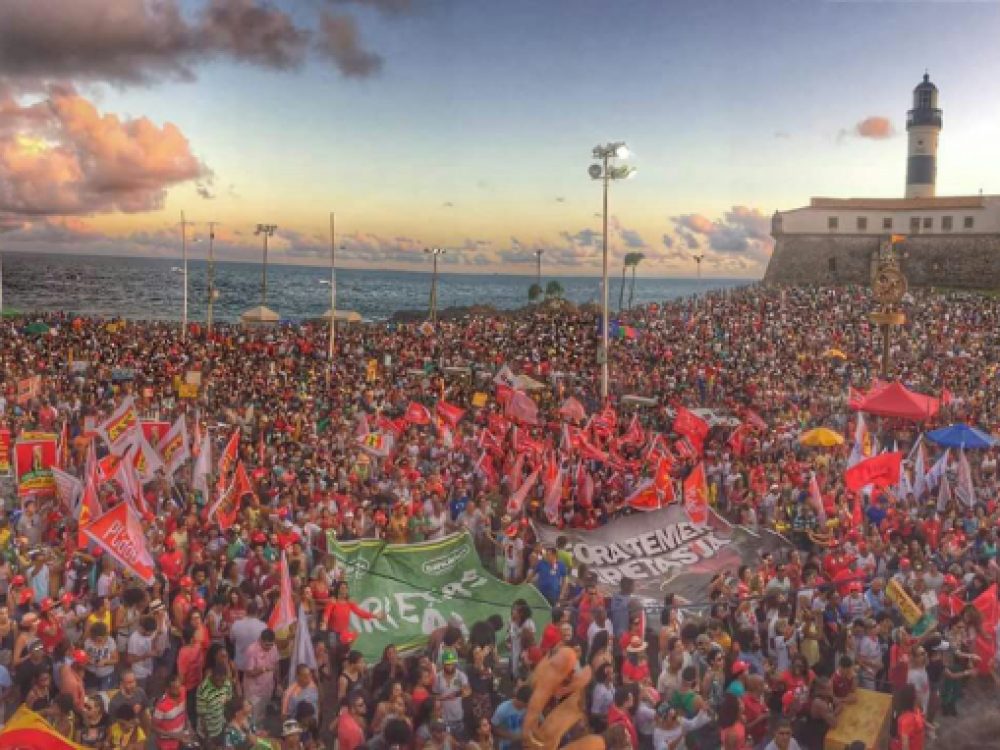 b4d8d9477f3cf98dabcc0407f1209f70[1]