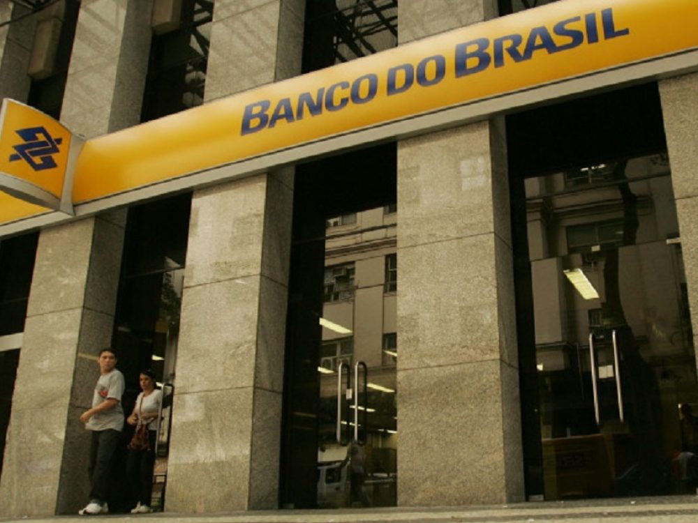 bancarios-de-todo-o-brasil-realizam-dia-nacional-de-luta-em-_ff0b33633f6cd3896c5b6b7f15a80efc