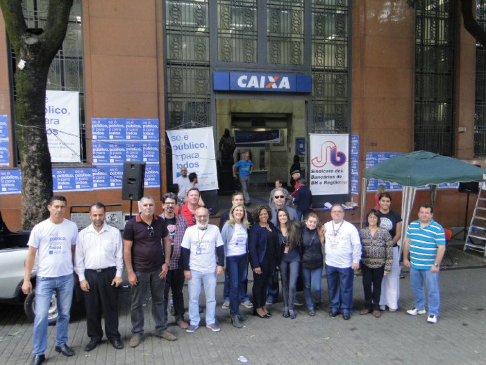 bancarios-se-mobilizam-em-defesa-da-caixa-100-publica_b1e5007dd35d43438870c2b4f8448f1e[1]