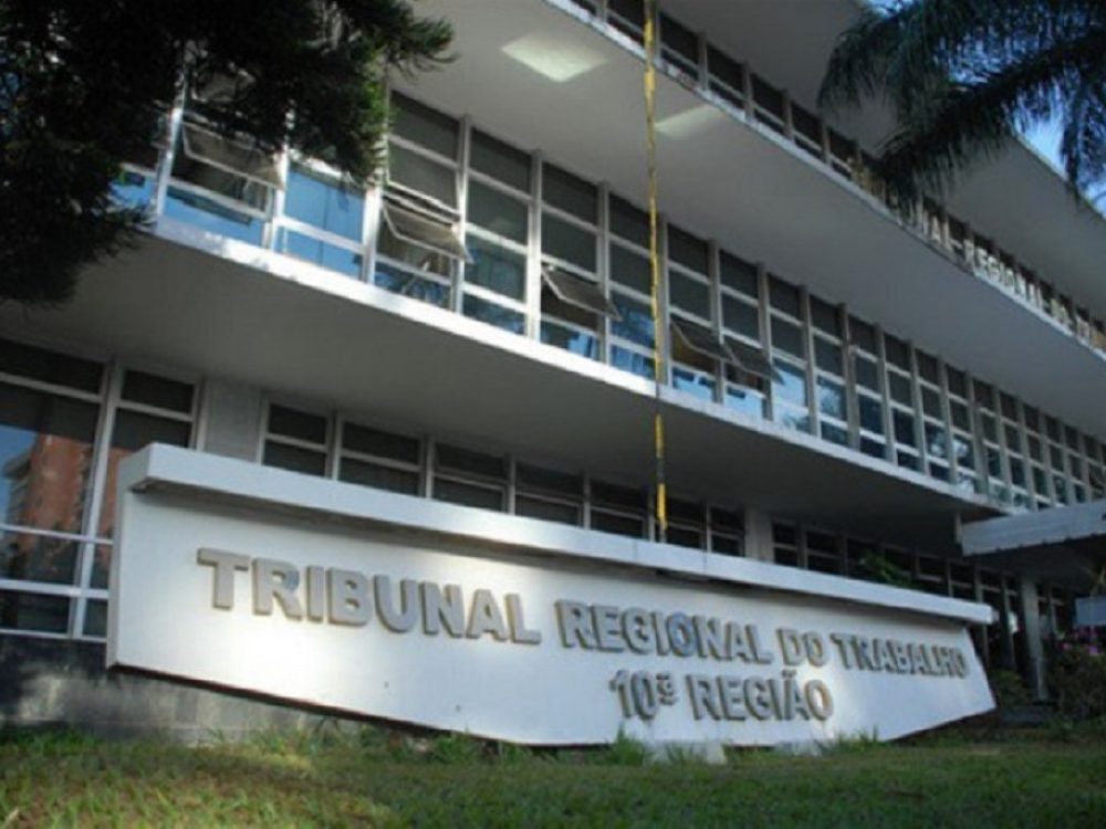 banco-do-brasil-deve-contratar-empregados-de-nivel-superior-_77a3717cd3324f3f015afe19e8a0232e (2)