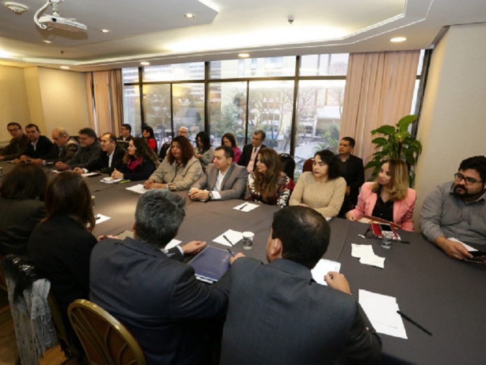 bancos-enrolam-e-proposta-sera-apresentada-no-dia-7_ba9ea59e8c7c3701f488b9641693d7a2