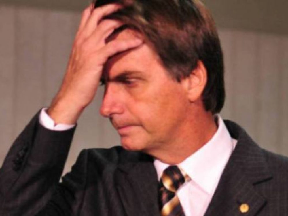 bolsonaro-e-condenado-a-pagar-r-150-mil-por-ofensas-contra-p_068e553bfa8f3471c22f23efa5d426d4[1]