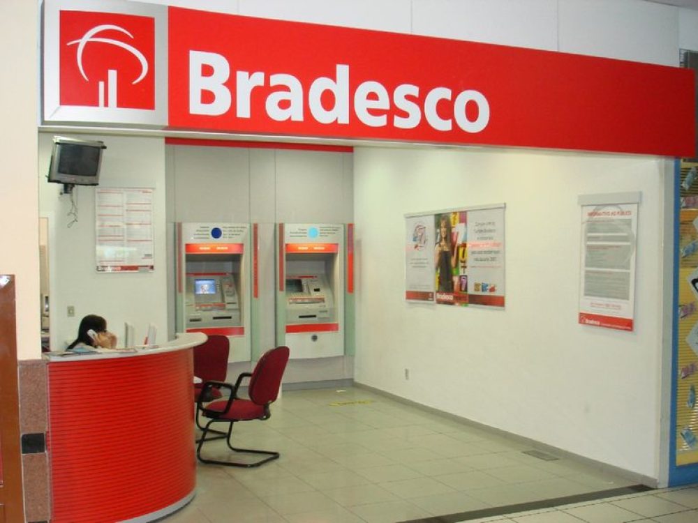 bradesco-anuncia-mais-uma-rodada-de-reducao-de-juros[1]