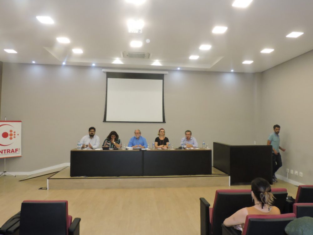 comando-nacional-dos-bancarios-analisa-vedacao-da-ultrativid_0a46267359fb0058178290e32543afc1[1]