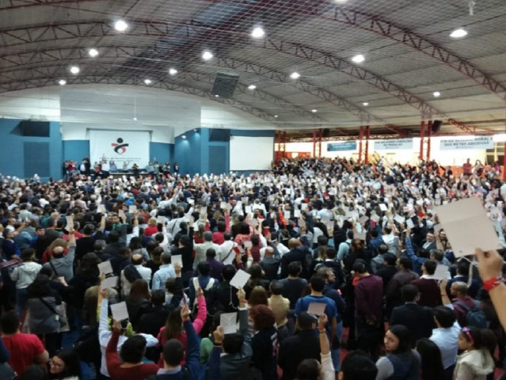 conquistas-da-campanha-salarial-dos-bancarios-injetarao-r-10_b427850debe28b5a63b9ebe32f176c18