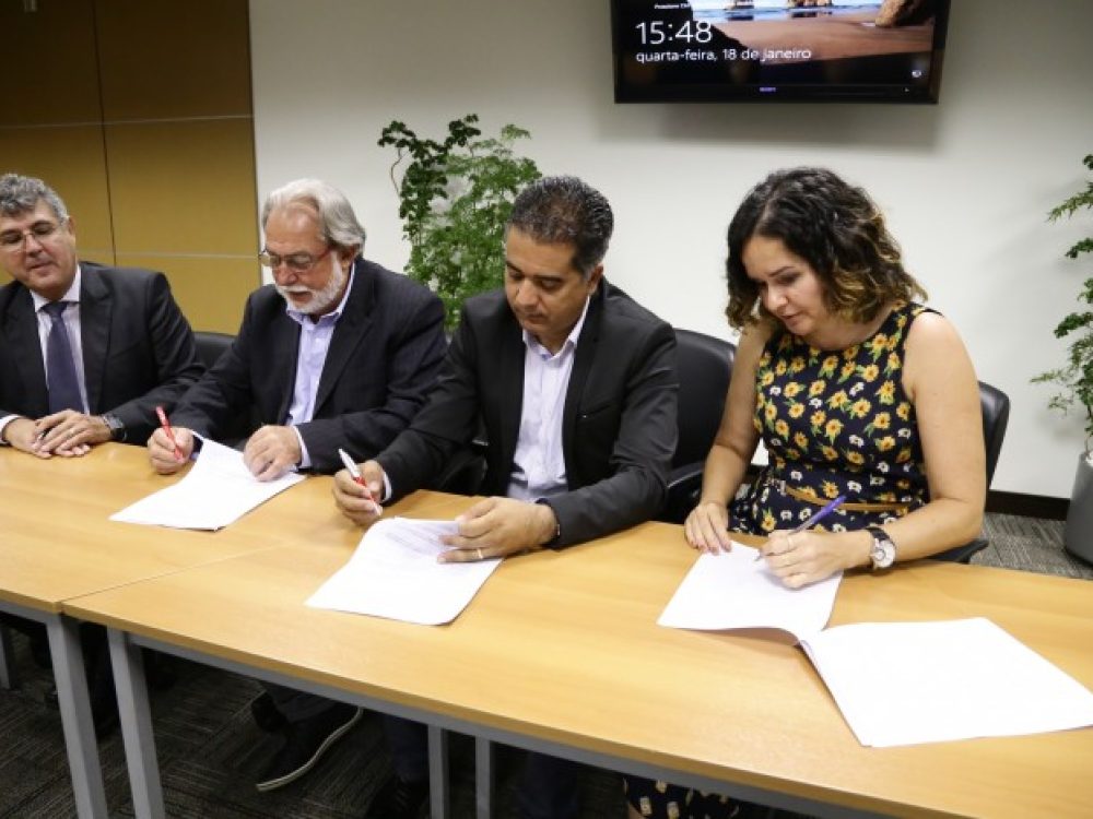 contraf-cut-e-banco-do-brasil-assinam-novo-acordo-de-ccv-par_e8ea0e6938d5412419cd7fff2615e4f6