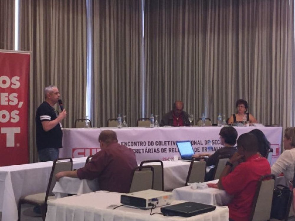 contraf-cut-participa-do-coletivo-de-secretarios-de-relacoes_1a88caf972553062378534f4bd54c4ac[1]