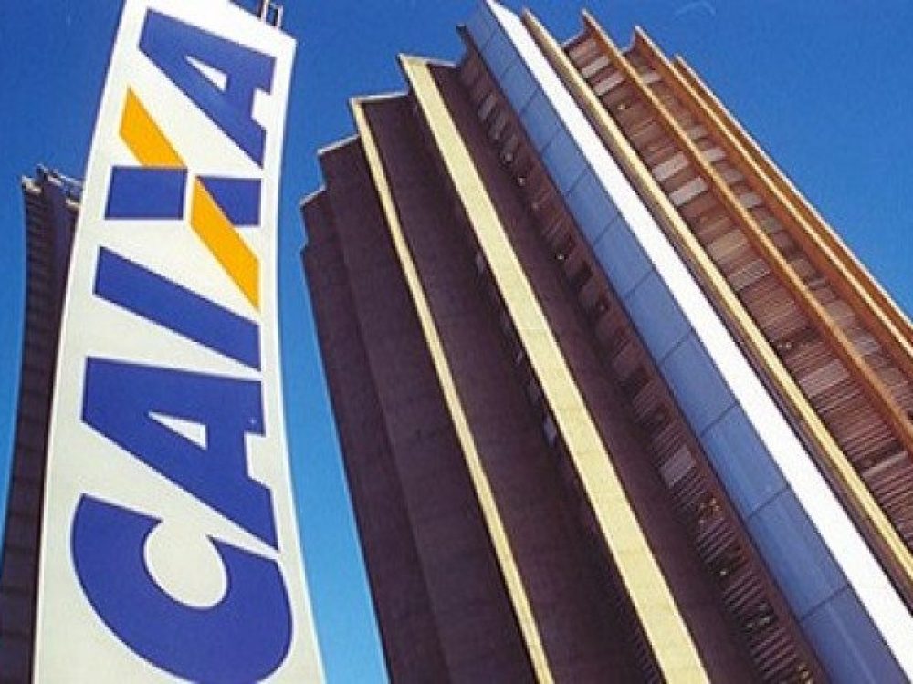 contraf-cut-protesta-contra-verticalizacao-na-caixa_3cb83de6c931145e242386ccb5cf4023[2]