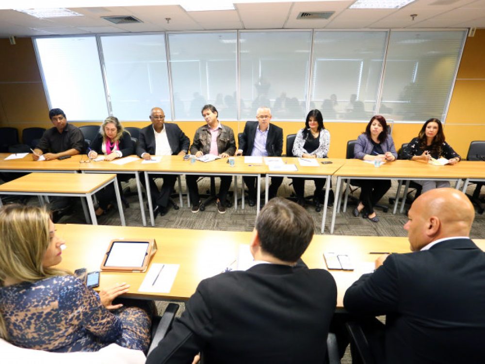 contraf-cut-retoma-mesa-de-igualdade-de-oportunidades-com-a-_4f7bce6585c60ee437f745d5641cfadc[1]