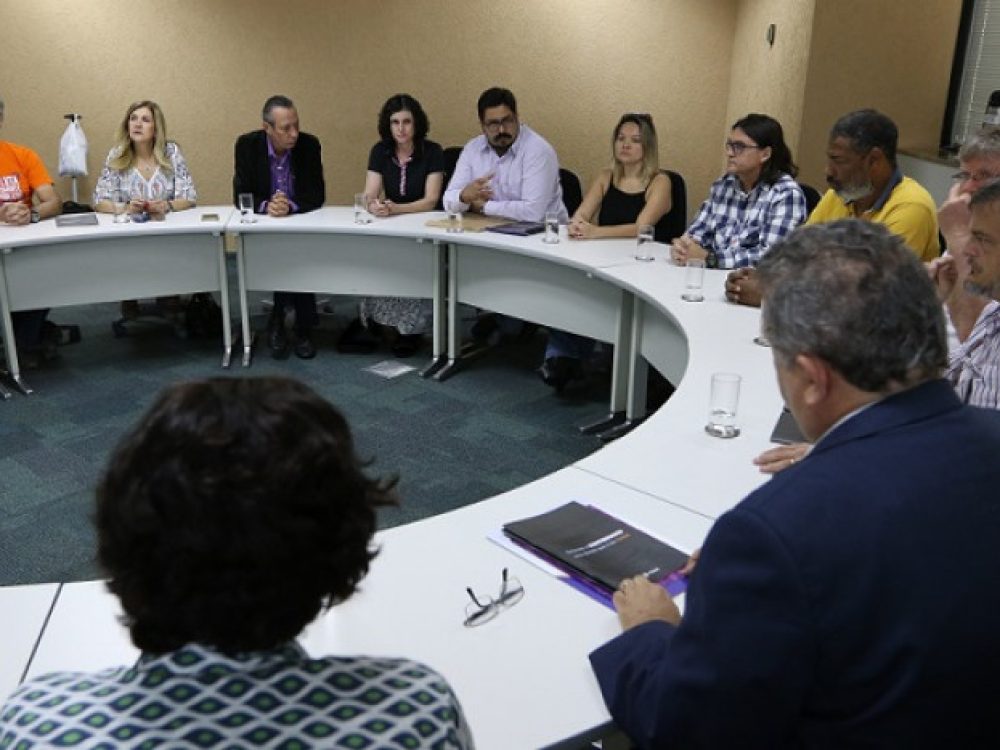 contrafcut-entrega-a-funcef-documento-com-resolucoes-do-33-c_8caa77ff538d90709a3e8e666ec2ab0f[1]