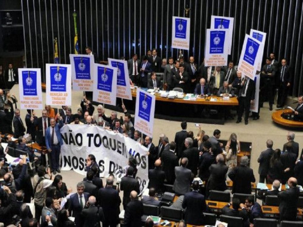 das-poucas-vagas-criadas-apos-reforma-maioria-e-de-parciais-_37891783b637186964b8503a685ceee2