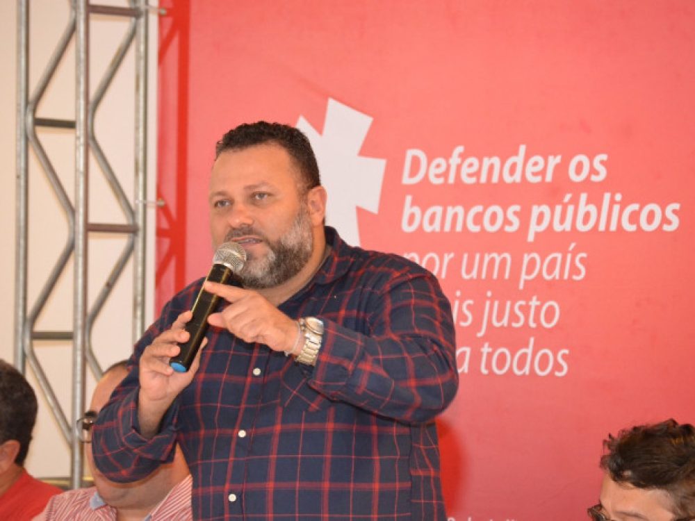 desafios-dos-trabalhadores-sao-destaque-no-congresso-do-bnb_99b289b0f6e632f9c742e45d40335b31[1]