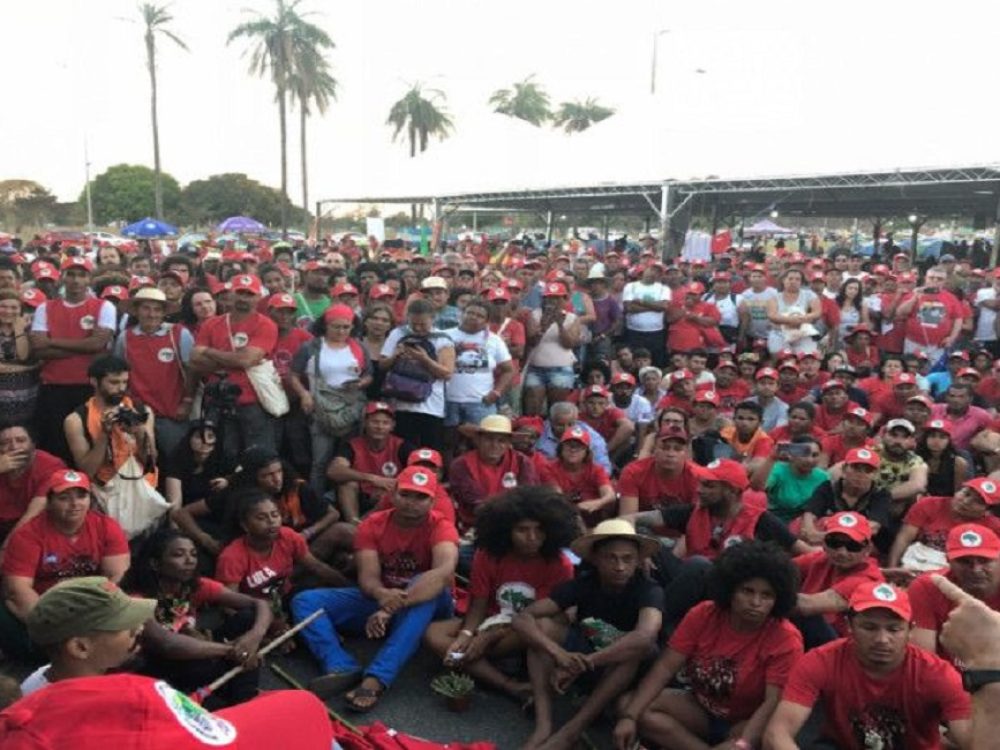 em-marcha-historica-povo-manda-recado-ao-tse-queremos-lula-c_6485f76a97a0febd6888c55e6f9130ec