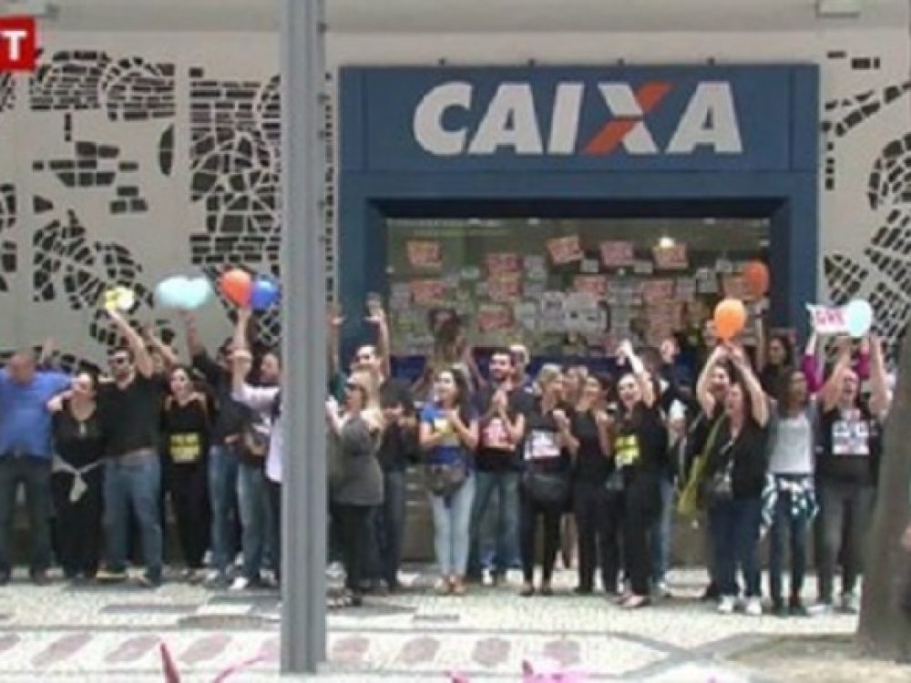 enfraquecimento-de-bancos-publicos-atinge-trabalhador-em-che_2934db20e51cd1821725a36e22f6ad4f