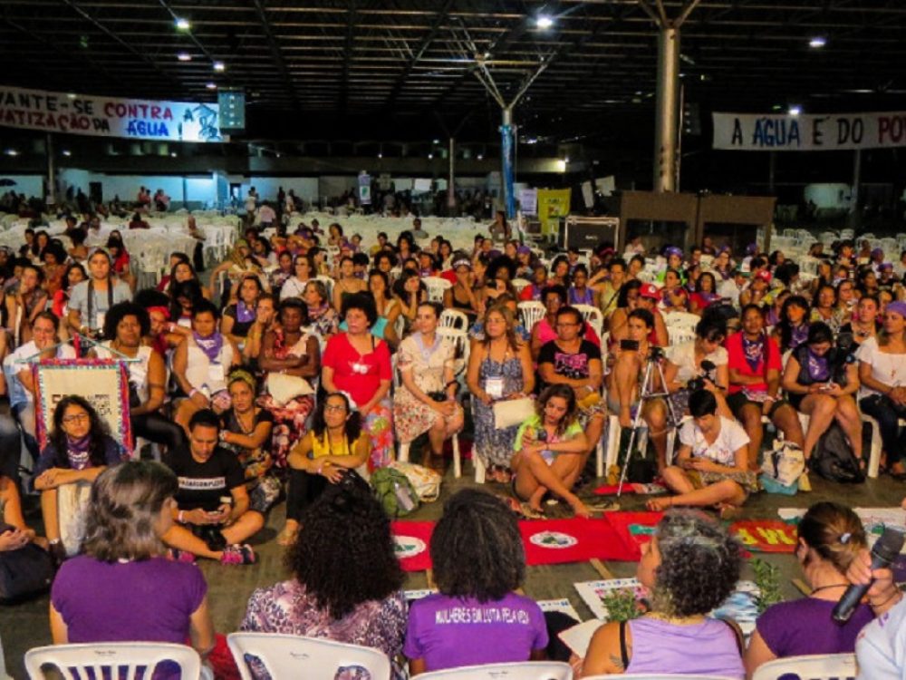 feministas-debatem-a-participacao-das-mulheres-na-luta-contr_5d78a05855feb64da4d64b4b45769933