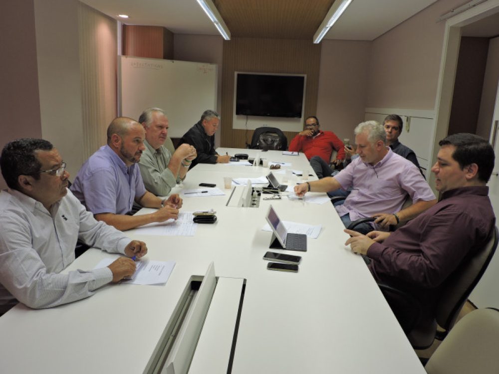 fenaban-frustra-bancarios-em-reuniao-da-comissao-bipartite-d_5abbcd7841f0e6d6923d4e51c292b105[1]