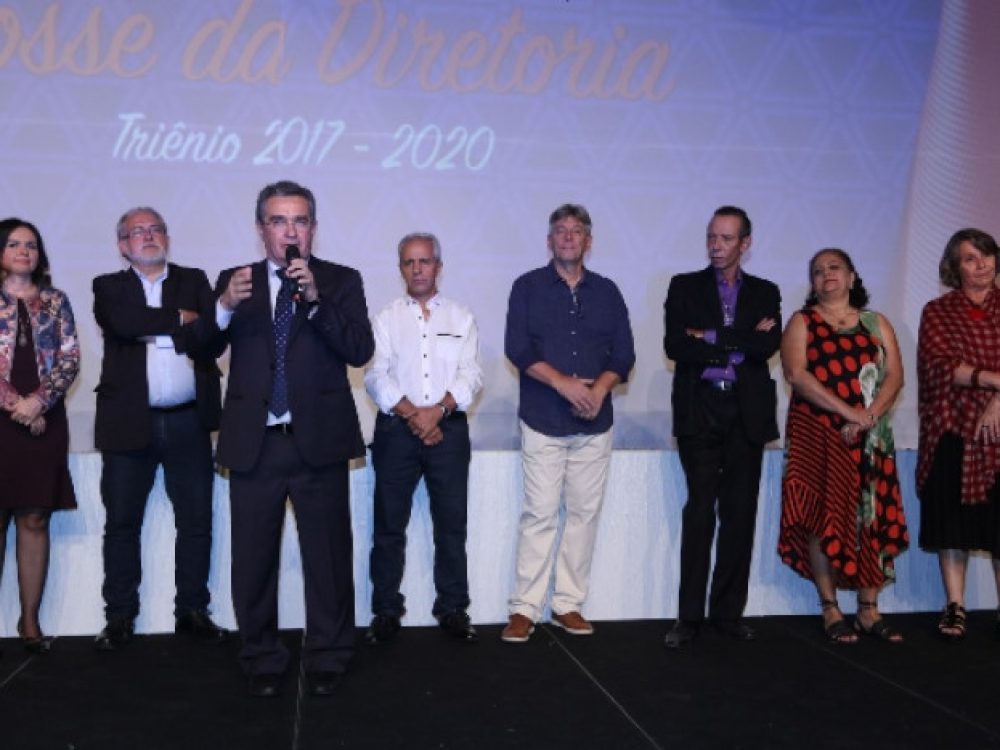 fenae-tera-papel-fundamental-na-defesa-da-caixa-e-dos-direit_830741e20d45f282e67bfa3397e4548b