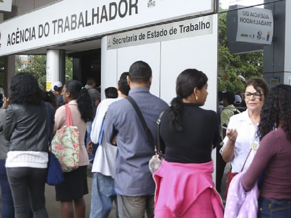 fila-de-desempregados (1)