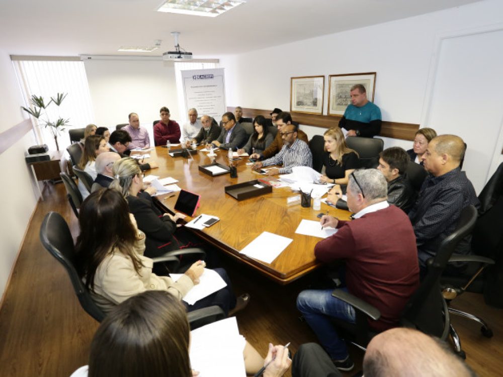 financiarios-garantem-proposta-de-aumento-real-da-fenacrefi_098394337d4b6986ec715f08eb76ea3a