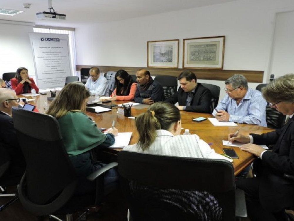 financiarios-retomam-negociacoes-com-fenacrefi-na-terca-feir_f1f43f1d42ddb3fed142429e3f0828ca