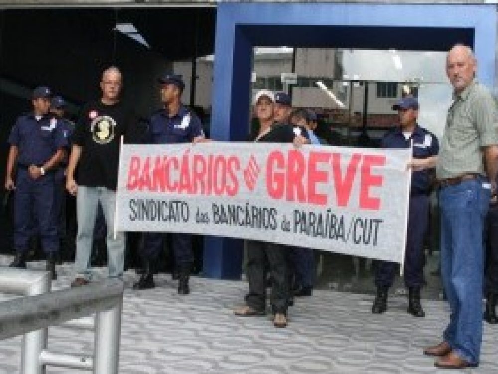 greve_caixa_repressao.jpg