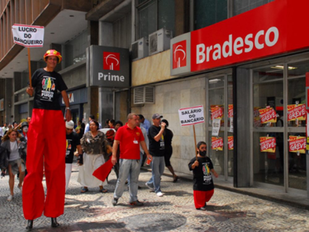 greve_rj_manifestacao_05102010.jpg