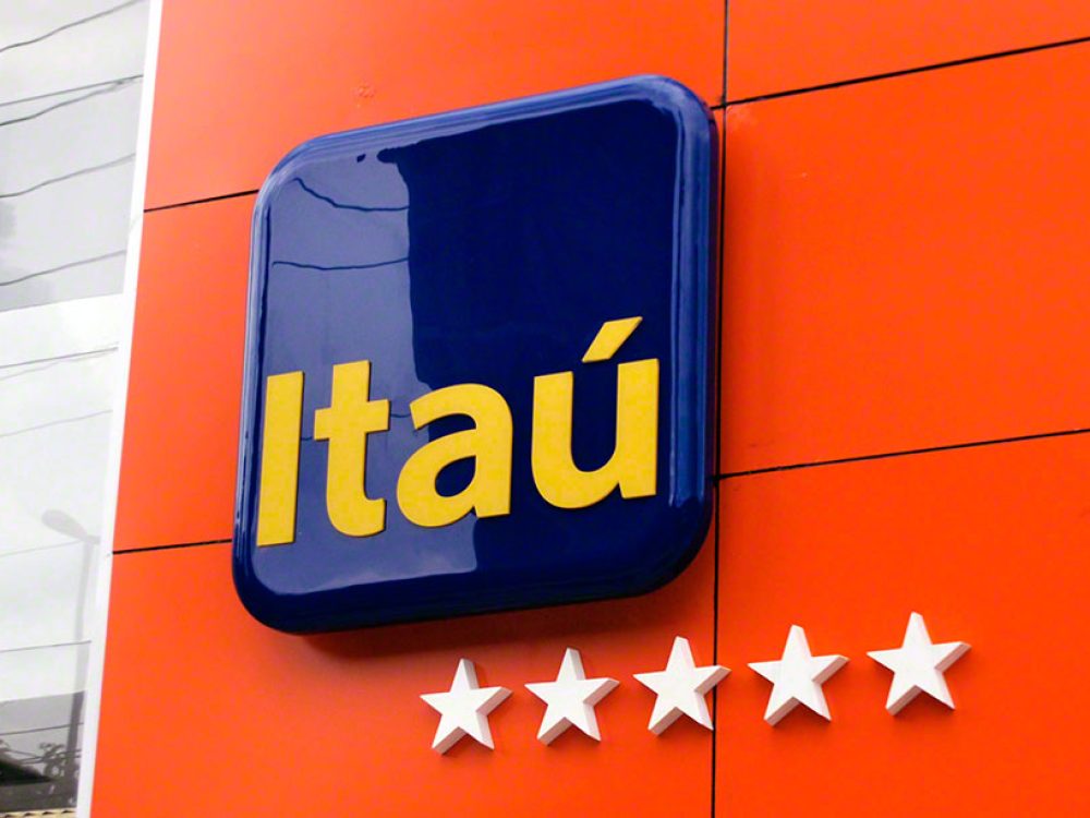 itau-fachada-grande1