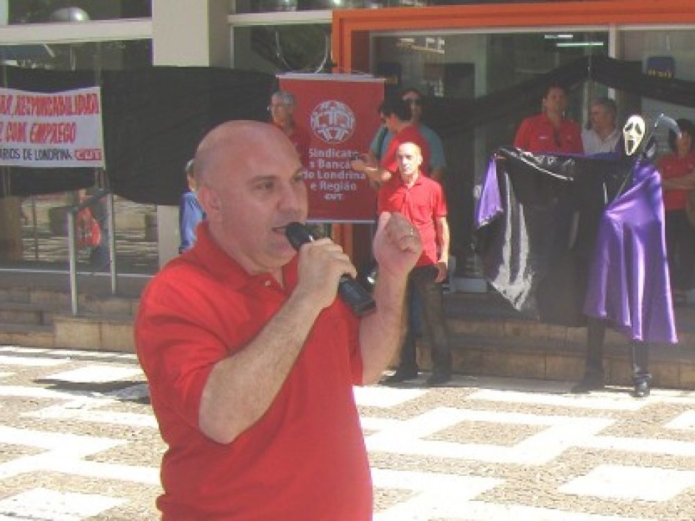 itauunibanco_protesto_londrina.jpg