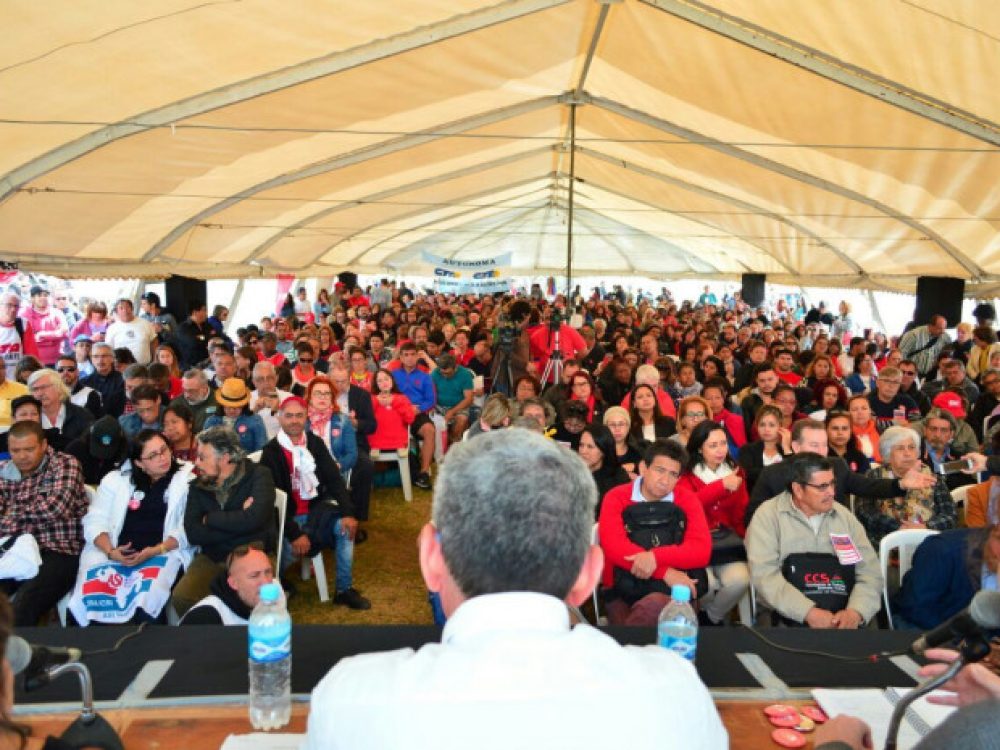 jornada-continental-define-acoes-em-defesa-da-democracia-e-c_c6b71ab773257727d33d9d3549381bbf[1]