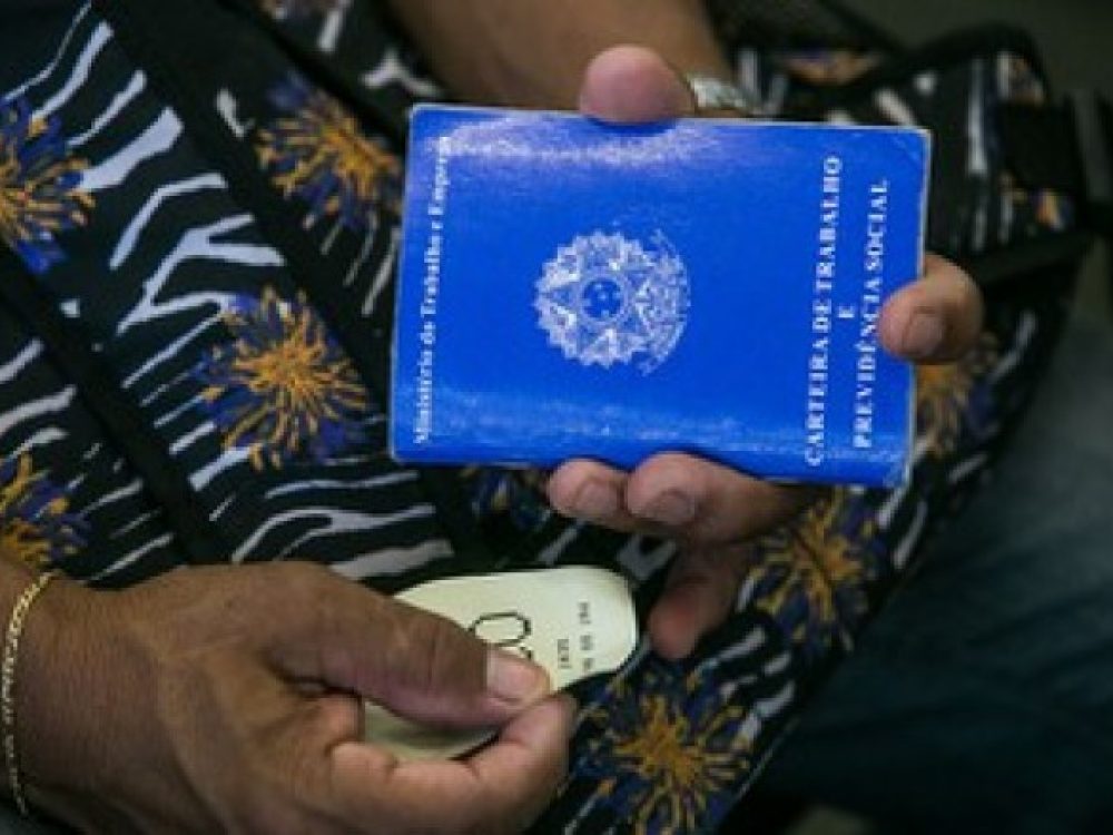 presenca-de-negros-cresce-no-mercado-de-trabalho-mas-renda-s 049af016a85d289ff17ed2e7034a7aa4