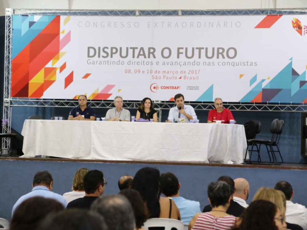 primeira-mesa-do-congresso-extraordinario-da-contraf-cut-ref_2acc3320c29f20cf438b1756169c5e7e