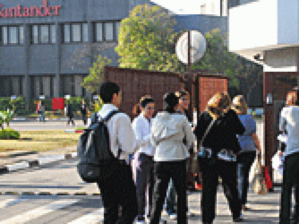 protesto_acordo_global_sp_santander.gif