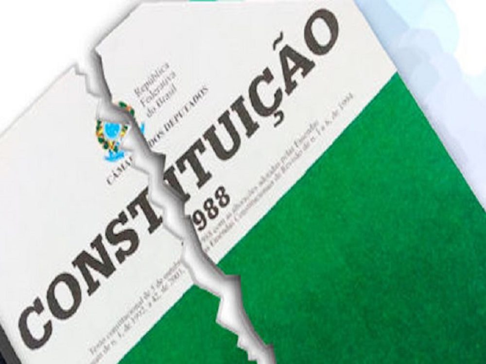 rasgar_constituicao