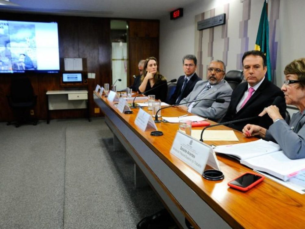 reforma_trabalhista_audiencia_senado[1]