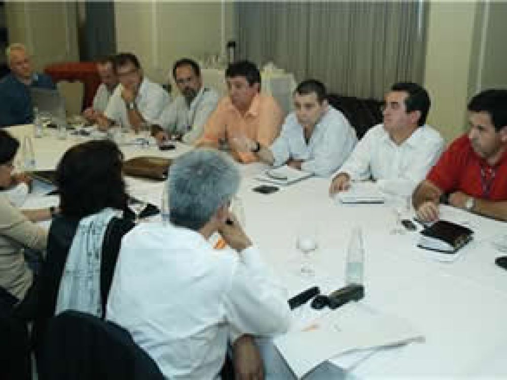 reuniao_caixa.jpg