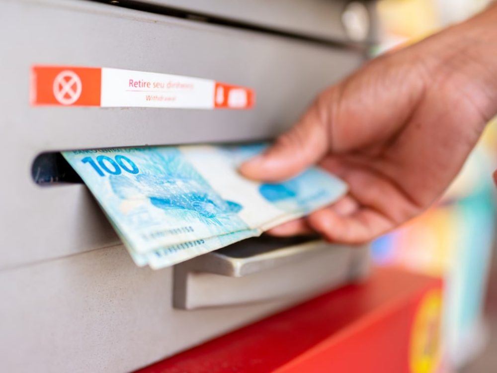 sacar-dinheiro-de-graca