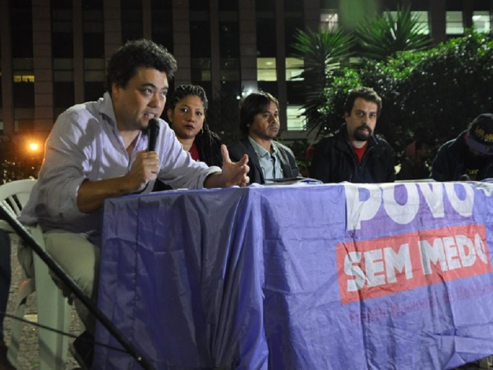 Debate_aula_MASP_FPSM_Guilherme_Boulos_Frente_Povo_Sem_Medo_Indio_Intersindical_Leonardo_Sakamoto_Jornalista_Maria_das_Neves_UBM_Silvia_Ferraro_Mais_Celuar_Internet_Conexo_Fora_Temer_Delao_Audio_Vazamento_Whatsapp_Ato_Paulista_17_05_2017_Protesto_Golpe_Saida